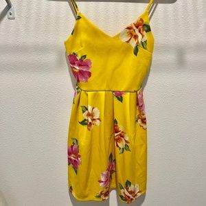 New yellow summer dress